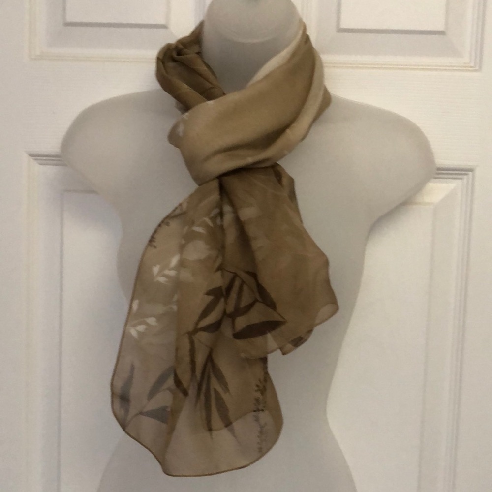 VTG Elegant Sheer Basha Oblong Scarf